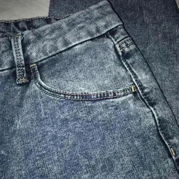 🛍 4/$25 No Boundaries ripped Jeans - Picture 6 of 10